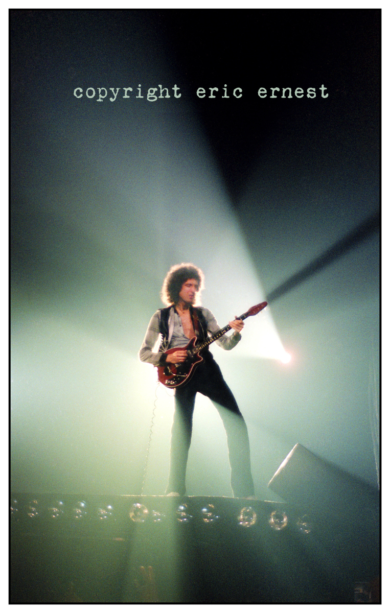Brian May 1980 Queen
