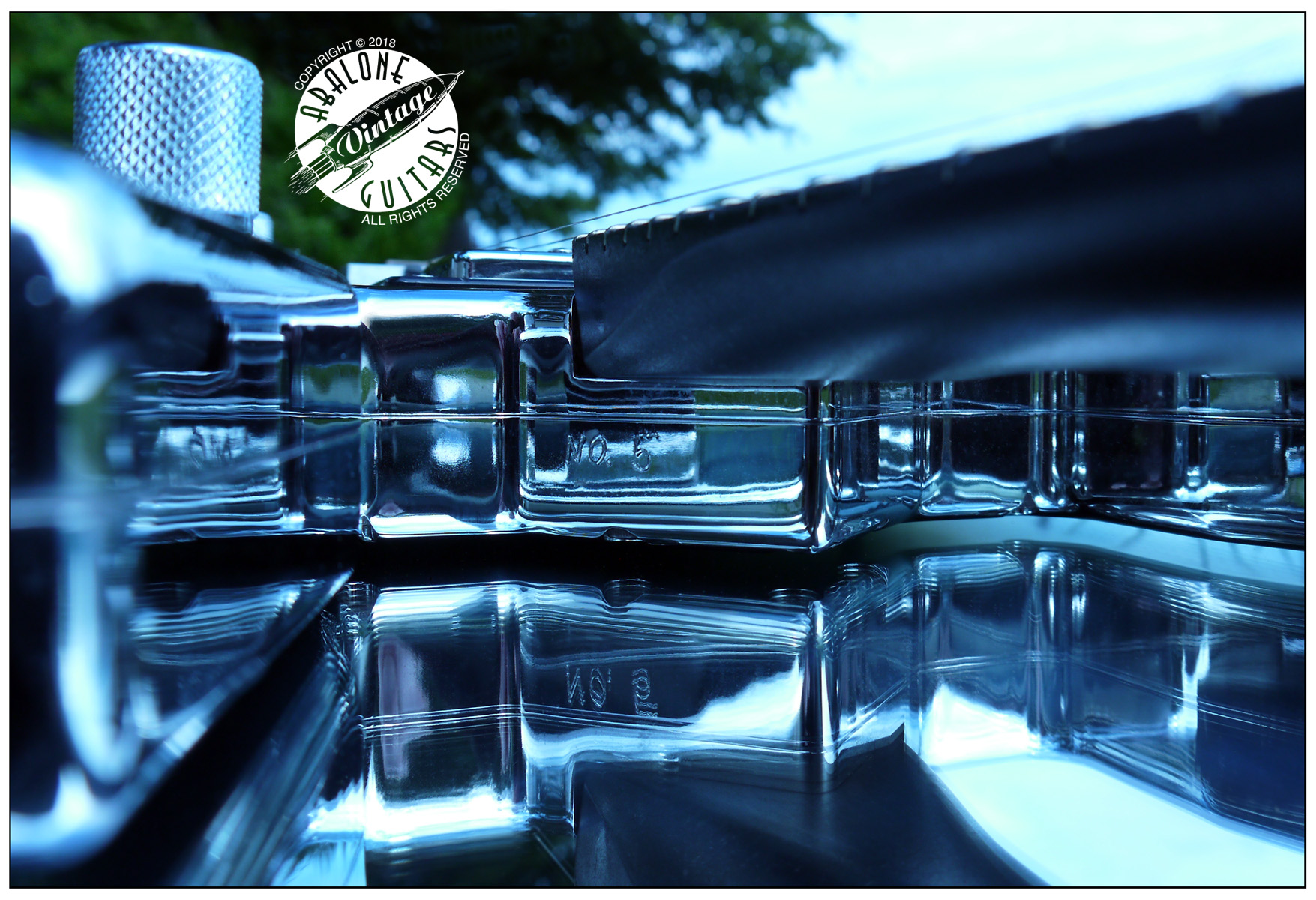 rare unusual aluminum trave instrument 1976 Veleno Traveler guitar.