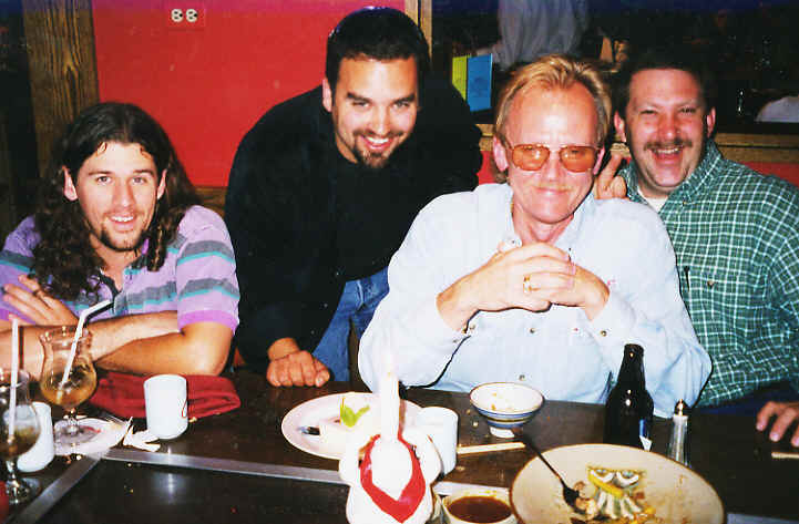 wpe2.jpg (46811 bytes)